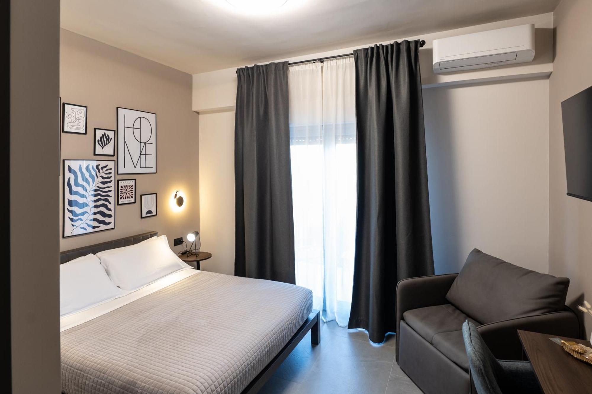 Mia Rooms B&B 밀라초 외부 사진