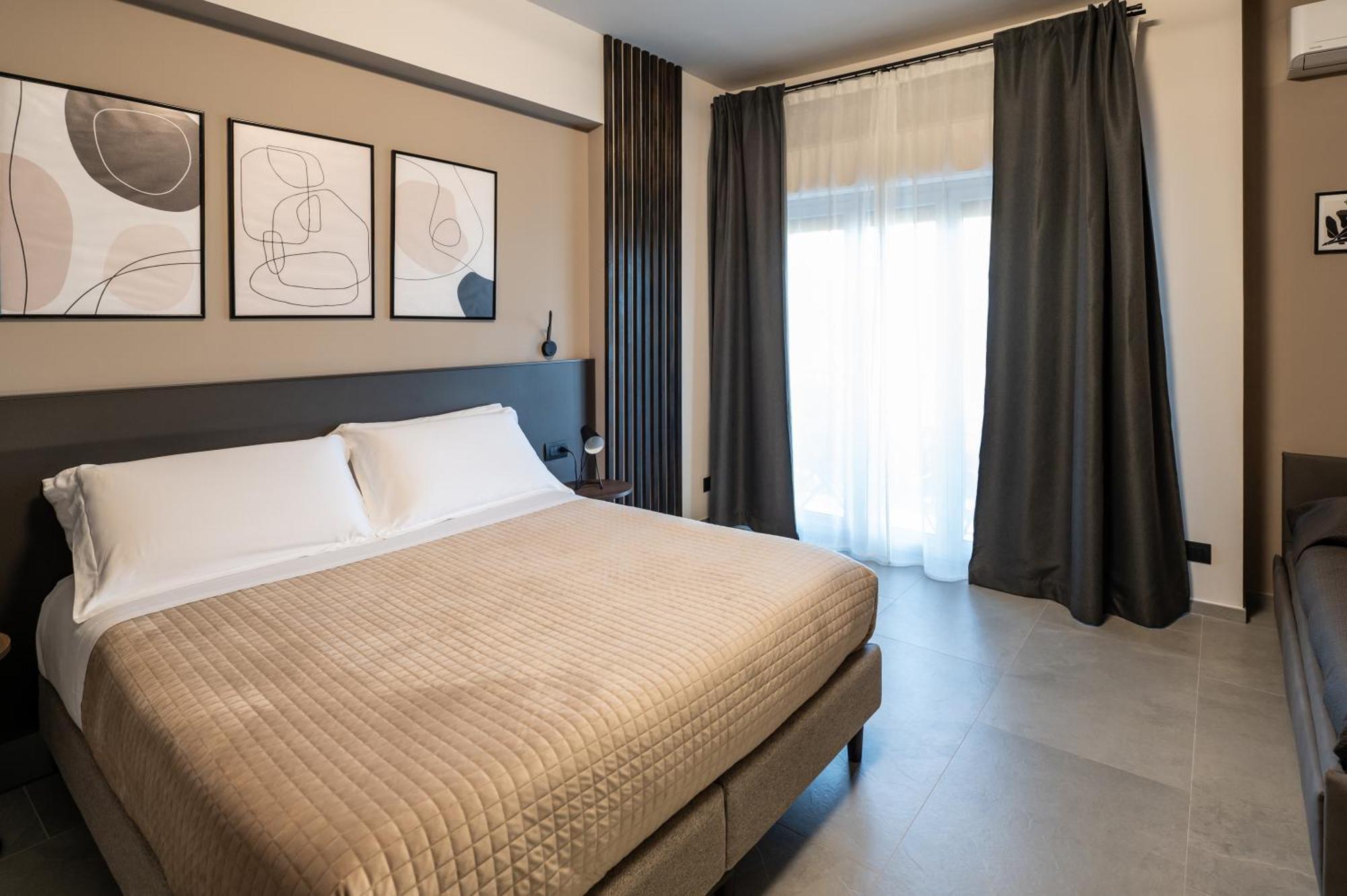 Mia Rooms B&B 밀라초 외부 사진