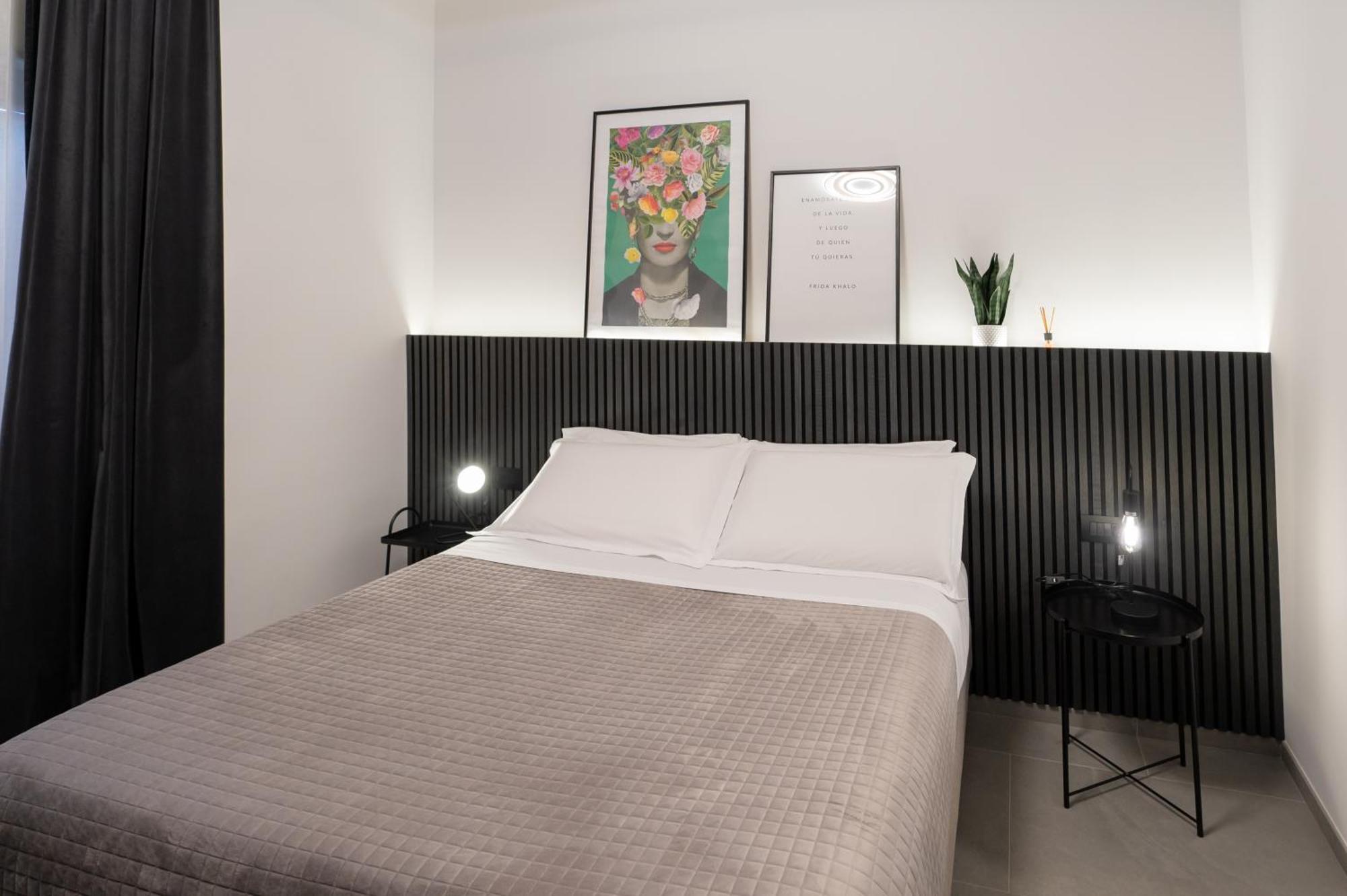 Mia Rooms B&B 밀라초 외부 사진